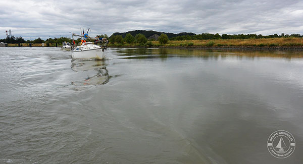 Vallabregues Lock to Avignon, France