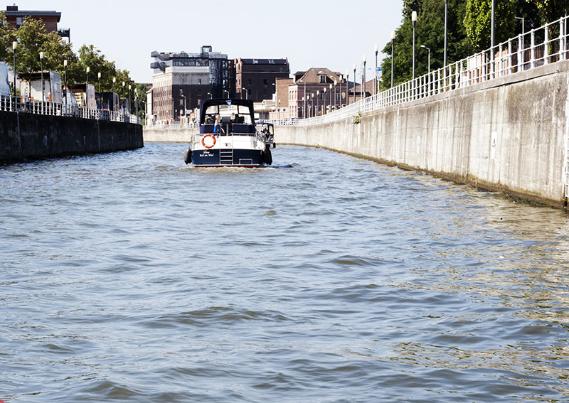 Brussels to Halle, Belgium